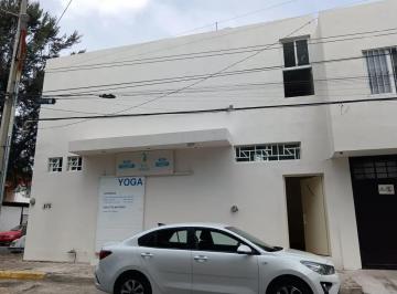 1 · Espaciosa Oficina en Renta en Irapuato - Zona Tabachines, Irapuato