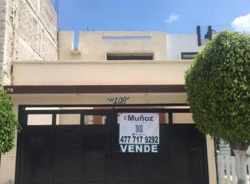 Casa de 3 habitaciones, León · Cumbres de La Pradera Casa en Venta Leon Gto