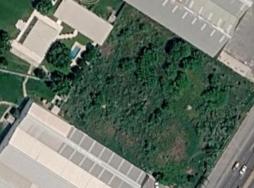Terreno / Lote · 2500m² · Erreno Renta 2500 m Uso Comercial Escobedo Nuevo Leon