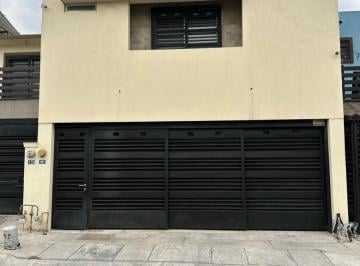 Casa de 3 habitaciones, Monterrey · Casa en Renta en Real de Cumbres 2do Sector en Monterrey, N. L