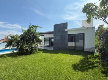 Casa de 3 habitaciones, Atlatlahucan · Casa en Venta en Lomas de Cocoyoc con Más de 300 m de Terreno