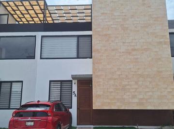 Casa en condominio de 3 habitaciones, Solidaridad · Casa en Renta Paraíso con Habitación en Planta Baja