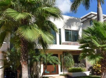 Casa de 3 habitaciones, Cancún · Preciosa Residencia Villa Magna