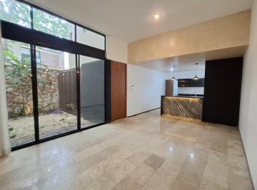 Casa de 2 habitaciones, Mérida · Renta Townhouse en Montebello