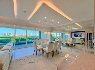 Departamento · 158m² · 3 Recámaras · 2 Estacionamientos · Renta Departamento en Isola Cancún. Lujo, Vistas y Vida Exclusiva!