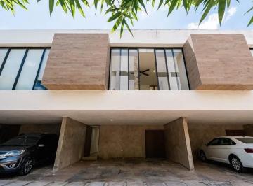 1 · Townhouse en Venta en Temozón Norte