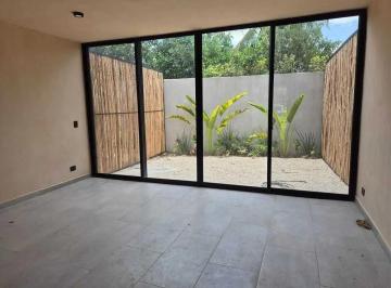 1 · Townhose en Renta con Paneles Solares Montes de Ame Mérida Yucatán
