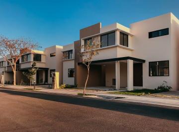 ff463556851ae95d52c58d61ea8a6f886a27470559c2e5f2a9aa22ded178a37d · Casa en Privada Cumbres Novonorte Merida