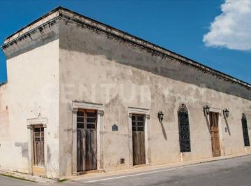 Quinta · 1500m² · 4 Recámaras · 2 Estacionamientos · Venta de Quinta en El Centro de Motul, Yucatán