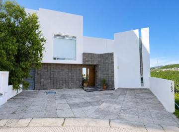c2461ea2714aa057f66937eb483a7a55cb07567a0d85c28cac7919b8e42adc33 · Casa en Venta en Real de Juriquilla Queretaro