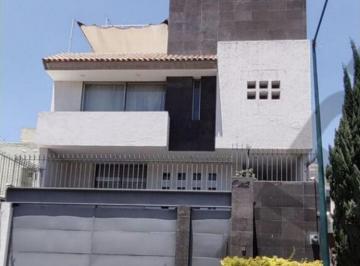 Casa de 4 habitaciones, Coyoacán · Casa Adjudicada en Fracc El Parque de Coyoacan Cdmx