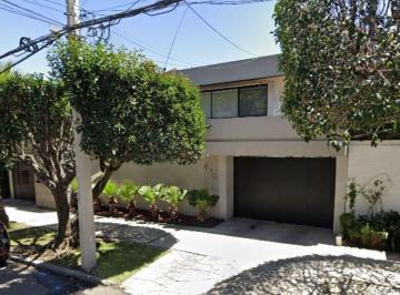 Casa de 4 habitaciones, Miguel Hidalgo · Venta de Casa en Ciudad de Mexico - Miguel Hidalgo - Lomas de Chapultepec