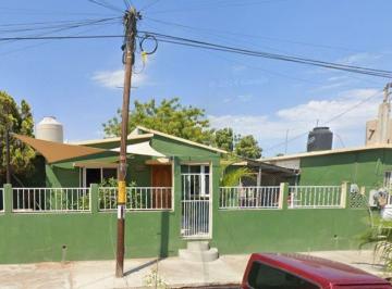 Casa de 3 habitaciones, La Paz · Venta de Casa con Terreno de 900 m en La Paz Baja California Sur a Precio de Remate!