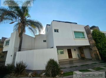 Casa · 204m² · 3 Recámaras · Casa en Venta $3,750,000 Fraccionamiento Frente Plaza San Diego