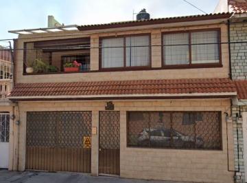 Casa de 4 habitaciones, Ecatepec de Morelos · Venta de Casa en Estado de Mexico - Ecatepec de Morelos - Industrias Tulpetlac