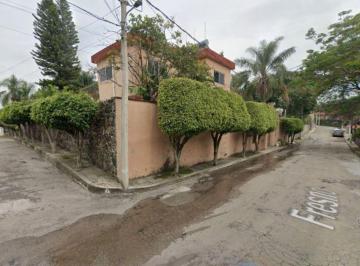 Casa de 5 habitaciones, Cuernavaca · Venta de Casa en Morelos - Cuernavaca - Jardines Las Delicias