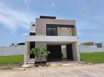 Casa · 225m² · 3 Recámaras · 2 Estacionamientos · Venta de Casa en Punto Lomas con Roofgarden