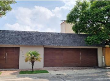 Casa de 4 habitaciones, Huixquilucan · Residencia Excepcional en La Herradura | 1,480 m² de Terreno + Gran Jardín