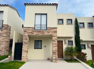Casa en condominio de 3 habitaciones, El Marqués · Casa en Venta en Capital Sur, Queretaro