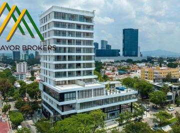 0b689174bbb31118c569cf464f7a73b48f35a52a54f91db50d4e3af772ccd308 · Departamento de Lujo en Renta en Berilio Square, Providencia