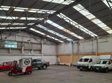 Bodega comercial · 600m² · 2 Recámaras · Bodega Industrial en Plan Tepito