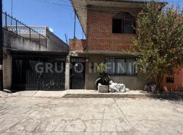 Casa de 8 habitaciones, Atizapán de Zaragoza · Casa de 207 m² con 8 Recámaras en Venta en Atizapán