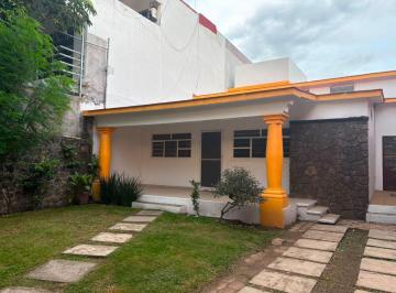 Casa · 300m² · 3 Recámaras · 2 Estacionamientos · Casa en Privada en Vista Hermosa Cuernavaca - Maz - 2749 - Cp