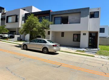 Casa de 3 habitaciones, Zapopan · Casa en Renta La Cima en Zapopan Jal