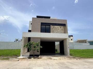 Casa · 225m² · 4 Recámaras · 2 Estacionamientos · Casa en Venta Punto Lomas Residencial Riviera Veracruzana Alvarado Veracruz
