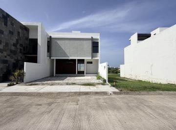 Casa · 140m² · 3 Recámaras · 2 Estacionamientos · Casa en Venta Lomas del Dorado Boca del Rio Veracruz