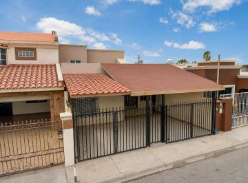 N/A · Casa Venta Muy Amplia en Santa Mónica | 4 Habitaciones | 2 Baños Completos | $2´650,000