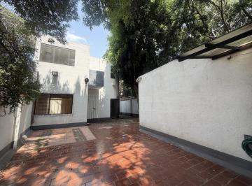 Casa · 199m² · 3 Recámaras · 3 Estacionamientos · Amplia Casa Muy Iluminada en Zona Céntrica con Rápidas Vías de Acceso