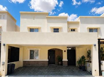 Casa de 3 habitaciones, Hermosillo · Castello Residencial