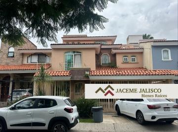 Casa de 4 habitaciones, Zapopan · Casa en Venta Bugambilias Primera Sección