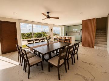 Villa · 415m² · 4 Recámaras · 2 Estacionamientos · Villa 4 Rec Isla Blanca