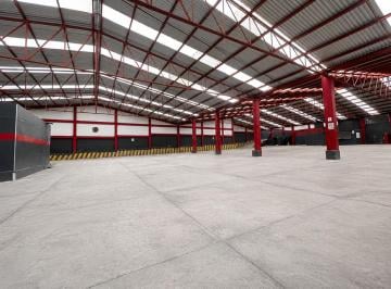 Bodega comercial · 2822m² · 80 Estacionamientos · Bodega Comercial en Renta en Alta Tensión