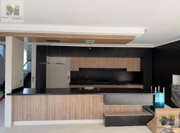 Casa · 341m² · 5 Recámaras · 3 Estacionamientos · Casa en Venta en Colinas de Juriquilla