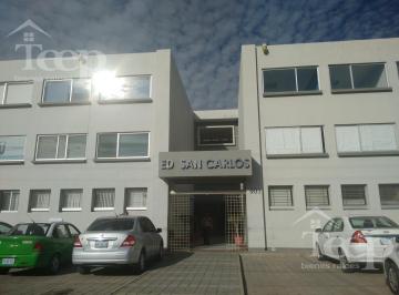 Oficina · 72m² · 2 Estacionamientos · Oficina en Renta