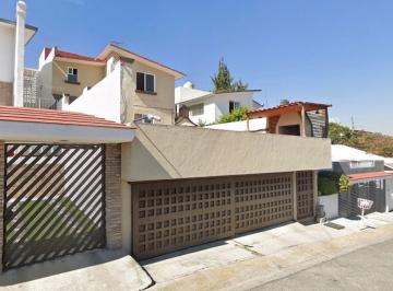 Casa de 3 habitaciones, Atizapán de Zaragoza · Casa en Las Arboledas a un Paso de Club Golf La Hacienda Recuperación Hipotecaría Acceso a Documenta