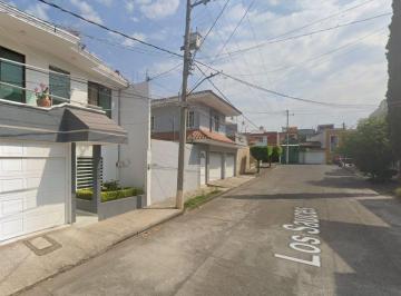 Casa de 4 habitaciones, Uruapan · Venta de Casa Sauces Miraflores Urupan Michoacan