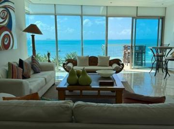 Departamento · 282m² · 3 Recámaras · 2 Estacionamientos · Departamento en Venta en Las Olas
