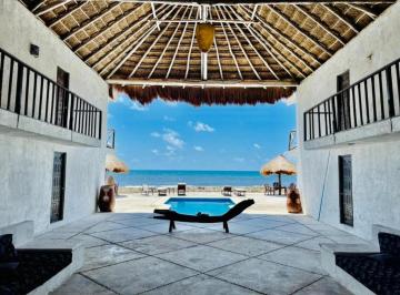 Casa · 300m² · 12 Recámaras · Casa en Puerto Morelos