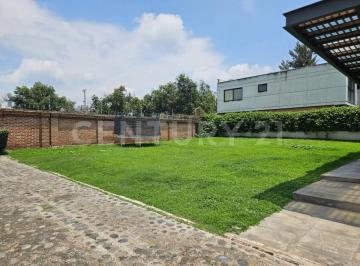 Terreno / Lote · 300m² · Terreno en Venta en Coto Privado "La Fresna" en San Agustin, Tlajomulco