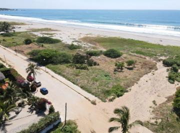 Terreno / Lote , Santa María Colotepec · Terreno con Frente de Playa en Venta Zicatela Puerto Escondido Oaxaca