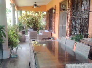 Casa de 3 habitaciones, Cuernavaca · Casa en Renta Amueblada en Palmira en Fraccionamiento con Vigilancia y Bungalow