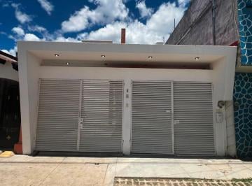 Casa de 3 habitaciones, San Cristóbal de las Casas · Casa en Fraccionamiento Villareal