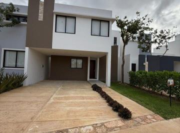dc14b6a79a93bf4fdfb232d96b989ca9b80a5f5fa6c019fa1eefb18071d21957 · Casa en Venta en Santa Loreto Ciudad Caucel