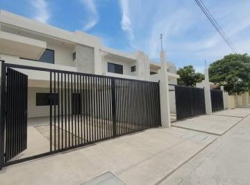 Casa · 224m² · 3 Recámaras · 2 Estacionamientos · Casa en Venta Col. Ampliación Unidad Nacional