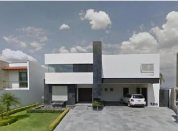 Casa de 4 habitaciones, Querétaro · Casa en Venta en Juriquilla Queretaro Lomas del Lago Lago Chacamax