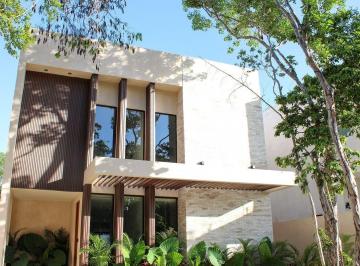 b8ee2c0c0dd650666d1ac46b7453154ffa8087edd6609288cf73e904b0734c2d · Casa en Venta de Cinco Recámaras en Tulum